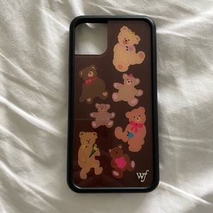 IPHONE 11 PRO MAX BEAR WILDFLOWER CASE